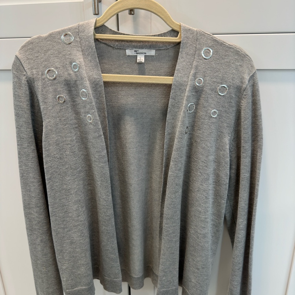Women’s 87th & Madison Short Sweater L